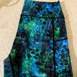 Constantly Varied Gear 5" Shorts - Large